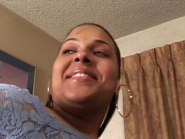Give me BBW: Big booty ebony gets nailed doggy style and takes cumload