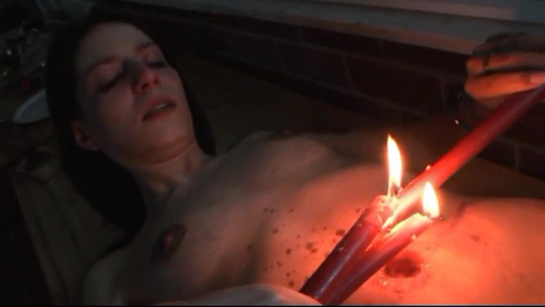 Genuine XXX: Punizione di cera auto-inflitta da andreia bDSm sottomessa dal grande...