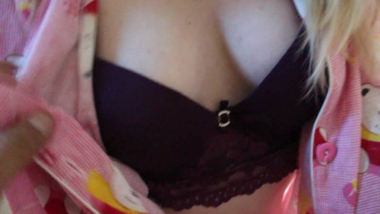 Taboo Room: Menggoda saya - Kami Menyentuh Antara Satu Sama Lain - Tabooroom