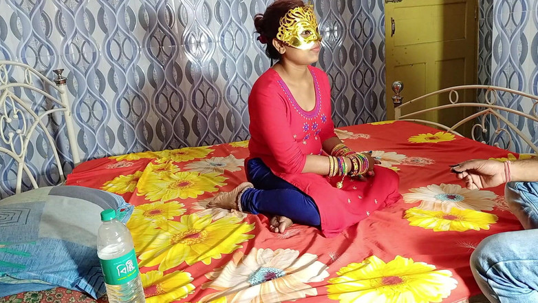 FireeCouple: Bu guru meninggalkan muridnya pulang setelah menikah