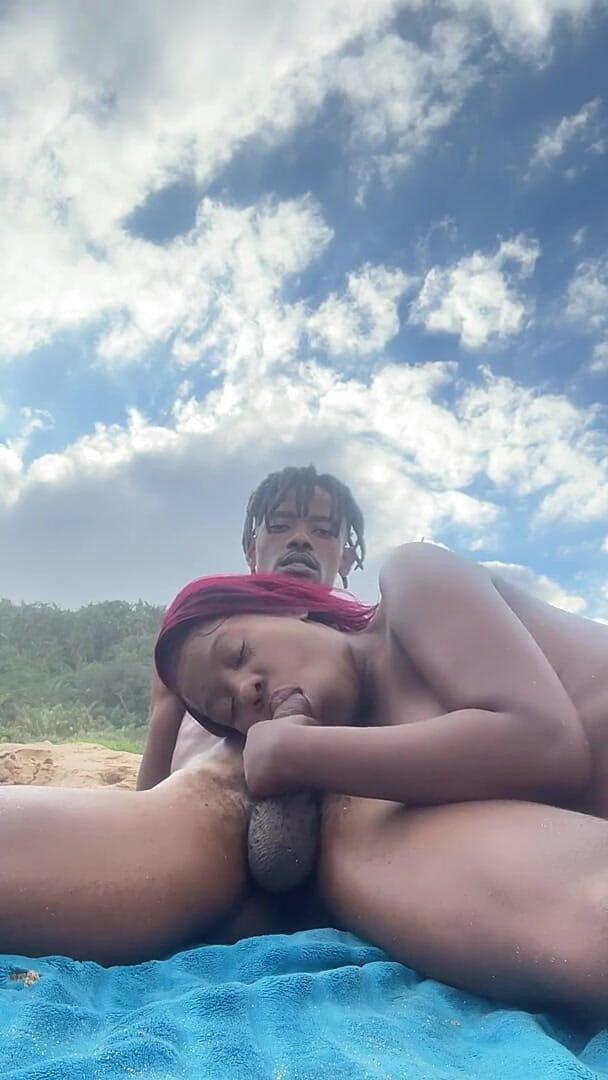 Fuck at the Beach (Bubbling booty)