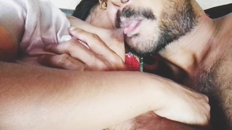 Skydreem1104: Malayalee Achayatti Tinu wordt afgezogen door haar Achayan