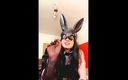 Anna Rios: Prepárese para ser dominado por Miss Bunny en un escenario...