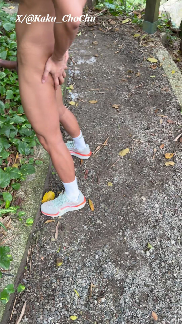 Calven: Nacktes Bergsteigen und Masturbation