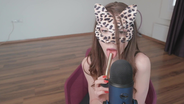 Lova: Sexig asmr med mina bröst