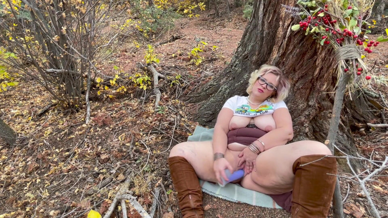 Alice Stoner: Sneaking into the woods to fuck my student at hogwarts