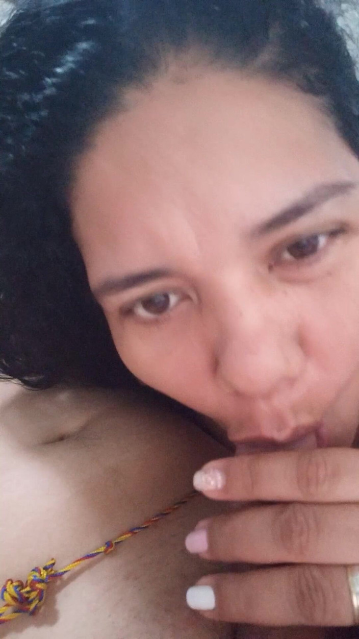 Valkyrieandluigy: Spektakulärer halsfick-blowjob