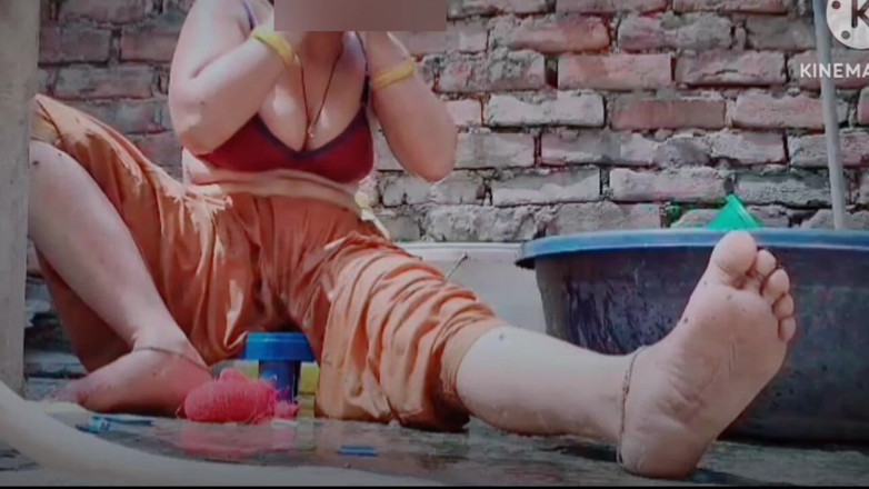 TricolorMusic3: Cute Soft hot sexy video village gorąca dziewczyna kąpieli