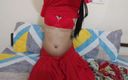 Saara Bhabhi: Mostrando minha bunda grande em lingerie vermelha