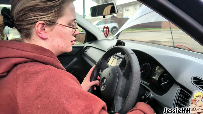 JessieHH: Pomoc, moje auto se nespustí!