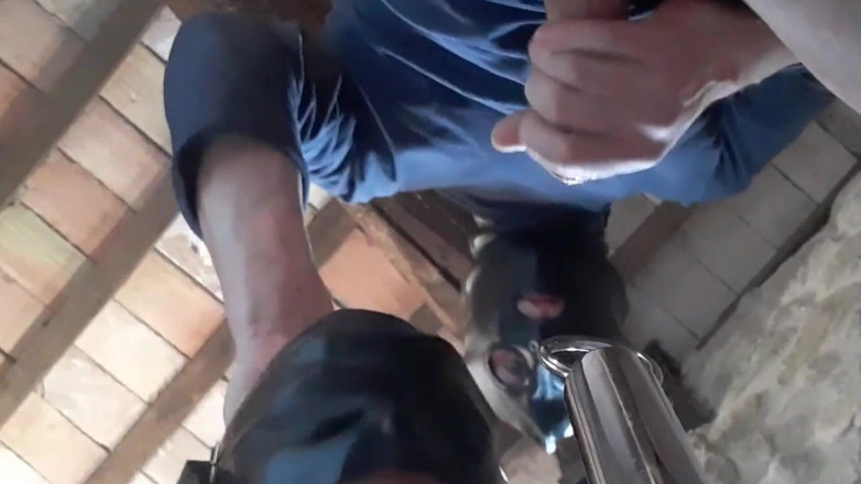 LauraOnHeels: MILF związana na piesku i mocno pieprzony