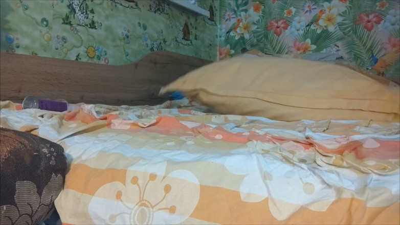 Putarankahotmilf: Stretching and Opening My Asshole in White Stockings