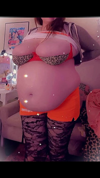 Hooters Girl Got Fat