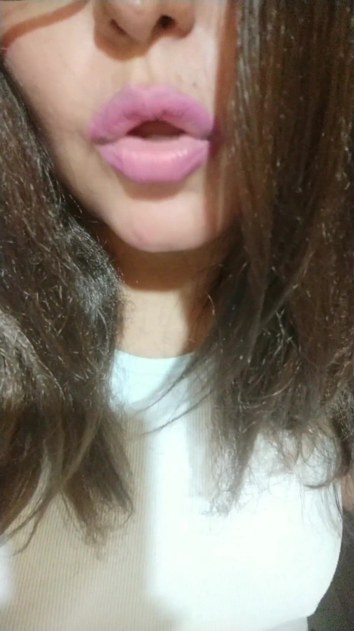 Carla Villalobos: Terangsang saat aku mengajar kelas di kelas Universitas