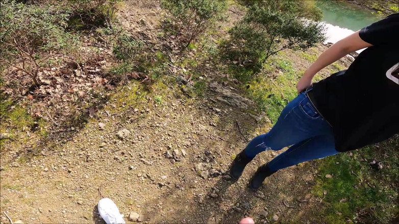 SCORPIONS PRODUCTION: Video de exposición en el borde de un lago