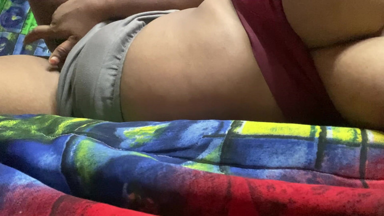 Angoori: Mallu menina na siririca