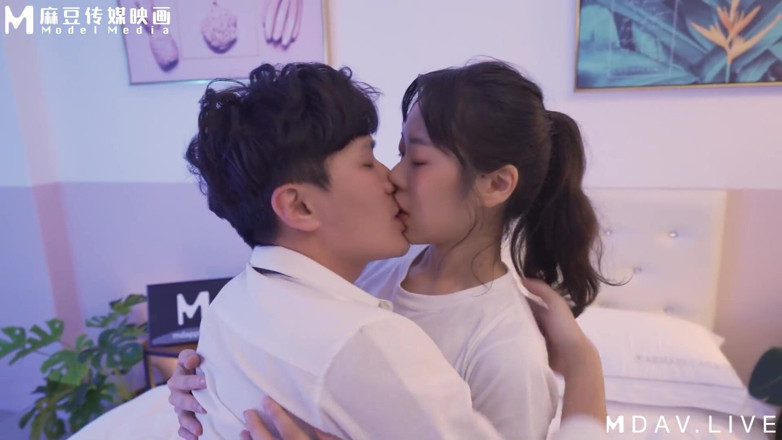 ModelMedia Asia: Sisters Work Together to Suck Semen
