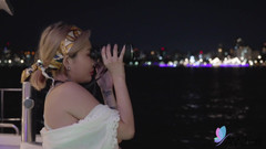 AV Jiali: ステイシーと友人たちは一日中ボートで遊び、セックスをする