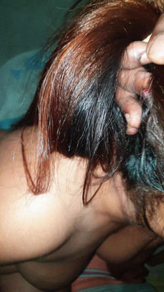 Tiyana: Hotwife Hairpulling Deet Throated