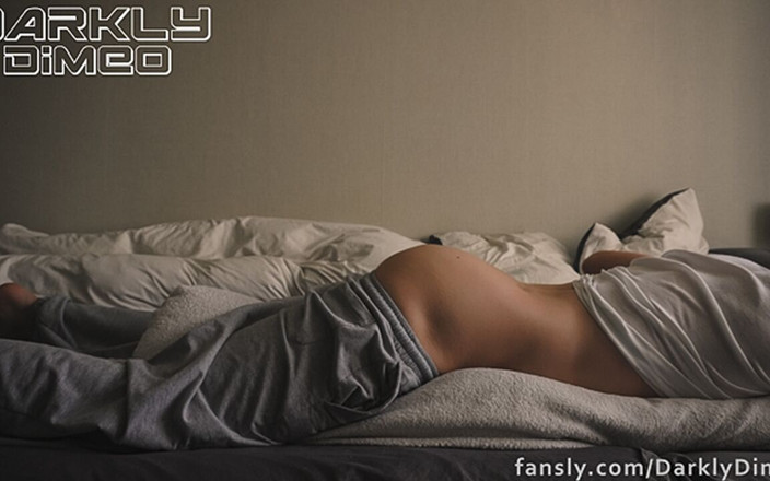 DarklyDimeo: Thói quen buổi sáng: Bình minh mềm mại của bố...