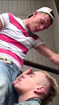 Huge Facial for Talented Sucker