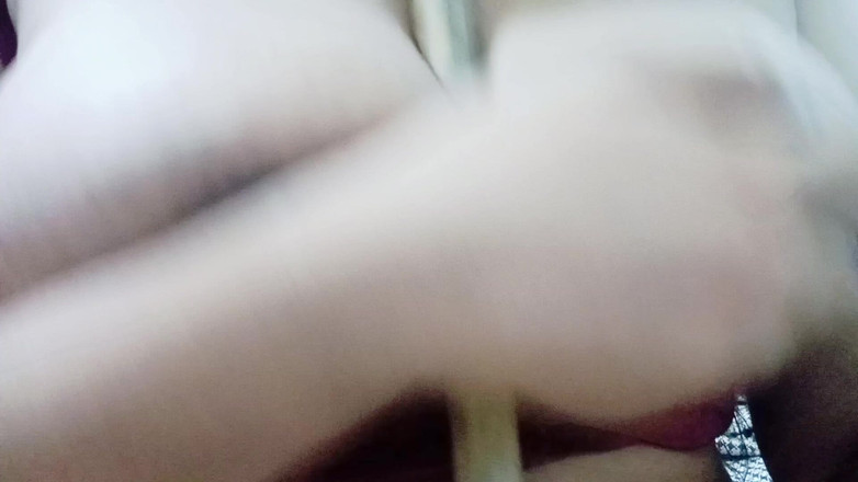 Randi Bhabi: mn lora lia janj ka, koi h jo aa k...
