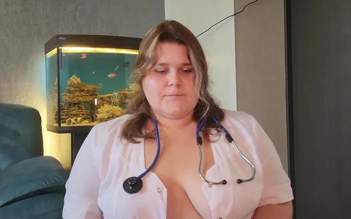 Peach Desert: Chubby Nurse with Big Boobs Loves to Drink Patients Cum