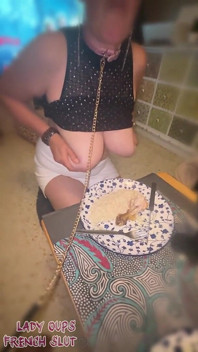 Il Mio Pasto MILF Sottomessa Al Guinzaglio