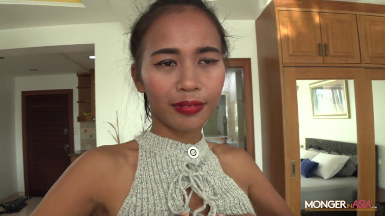 Monger In Asia: ラッキーのラッキーな日は、彼女を妊娠させることに同意したからです