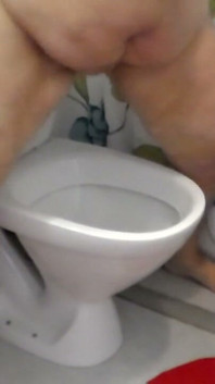 Jen Is Peeing Alot in the Toilet