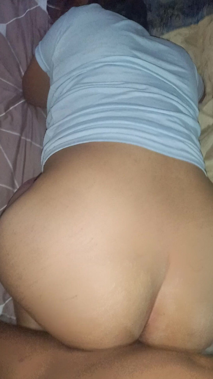 E-Alfa: 継甥は恥ずかしいことで純真さを失う