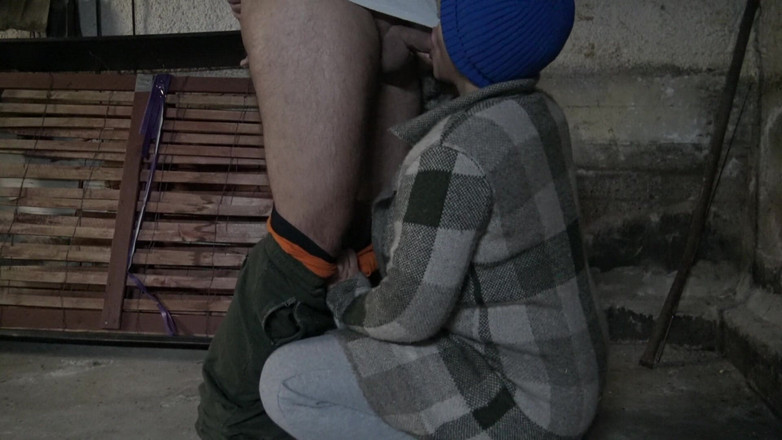 Stepmom Susan: French Mature Street Prostitute Has Rough Sex in Abondoned Building
