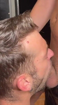 Bony scopata cruda da twink 22 anni
