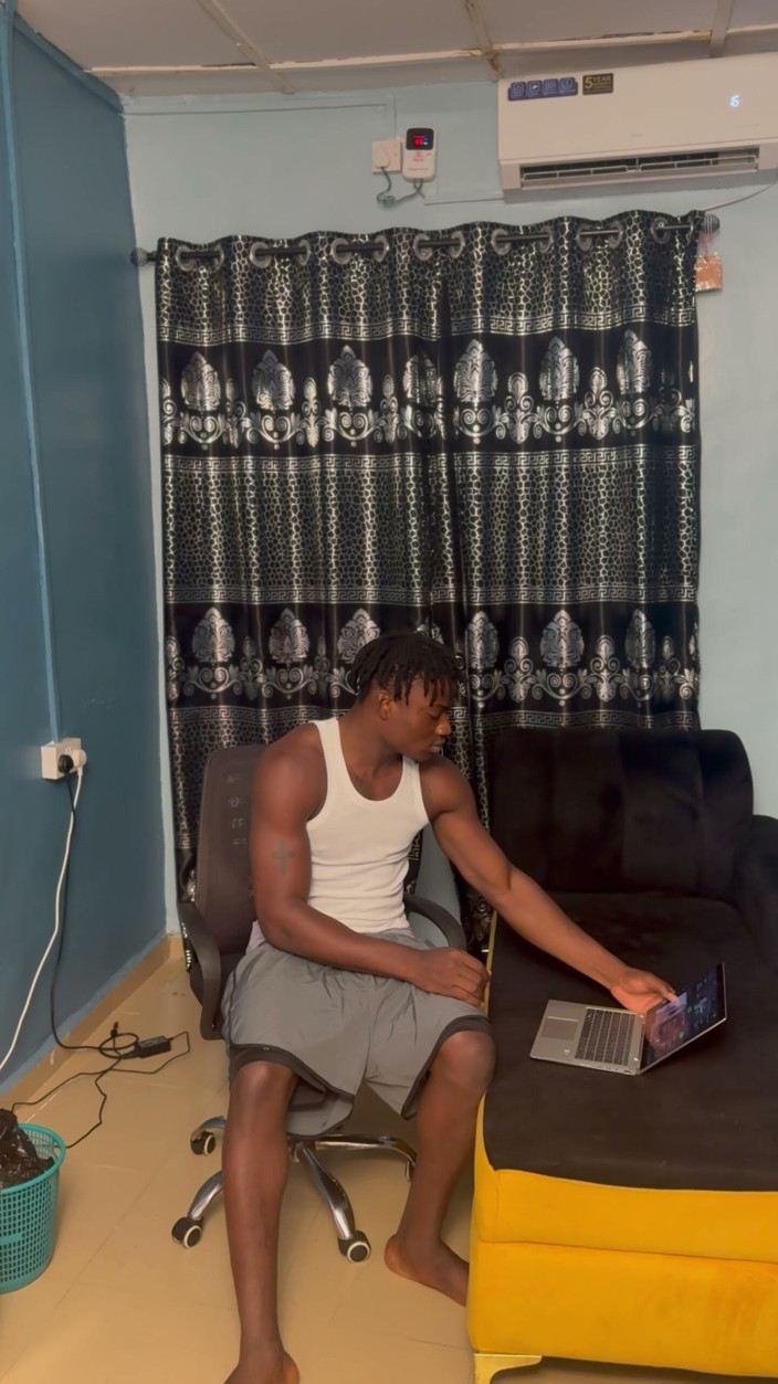 Blackthug20k: Daddy Is Bored