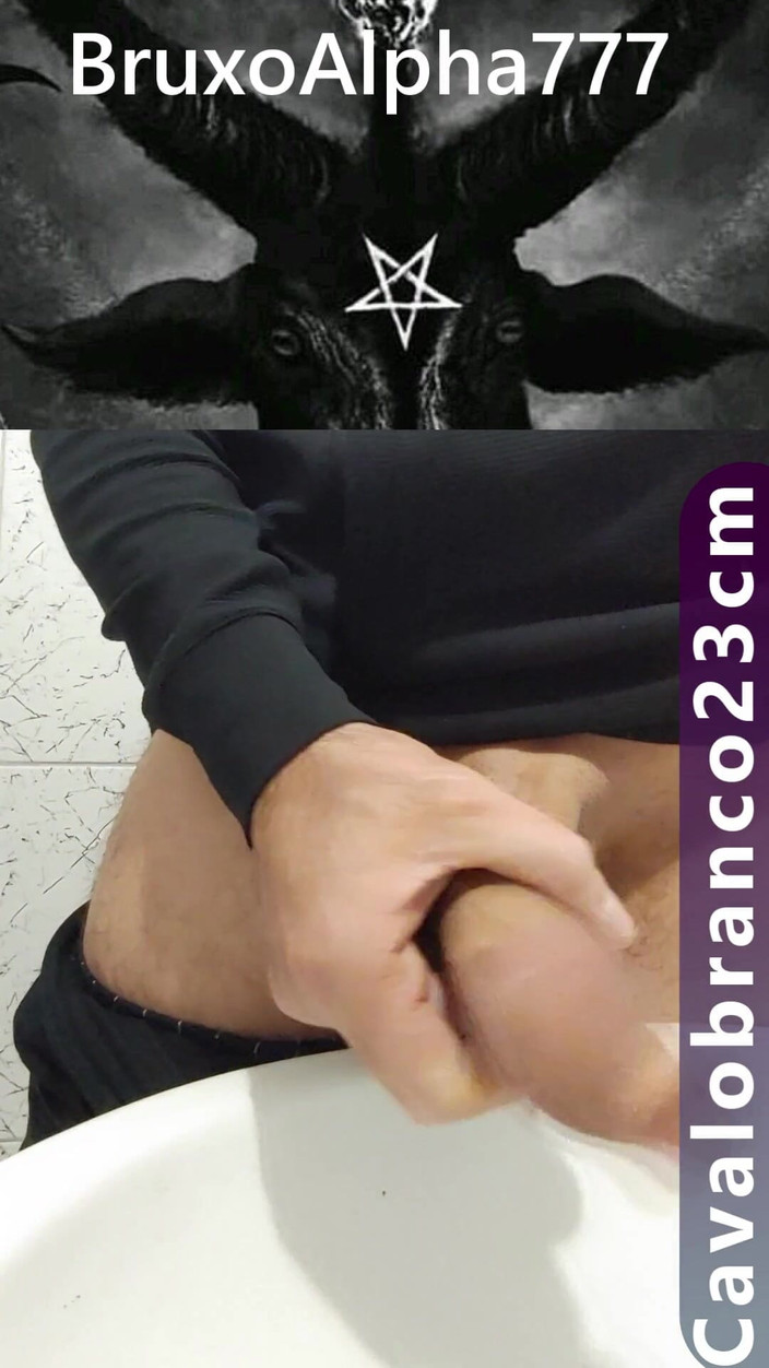 BruxoAlpha777: Pisciare e applaudire con un bastone