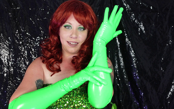 Deanna deadly: Poison Ivy มอบสอนชักว่าว ให้คนเย็ดกับถุงมือลาเท็กซ์และนมใหญ่ของเธอ