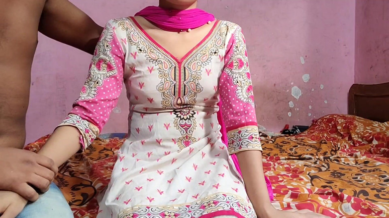 Your kavita bhabhi: Desi bhabhi all'aperto baiti thi tabhi diya scopata dal fratellastro