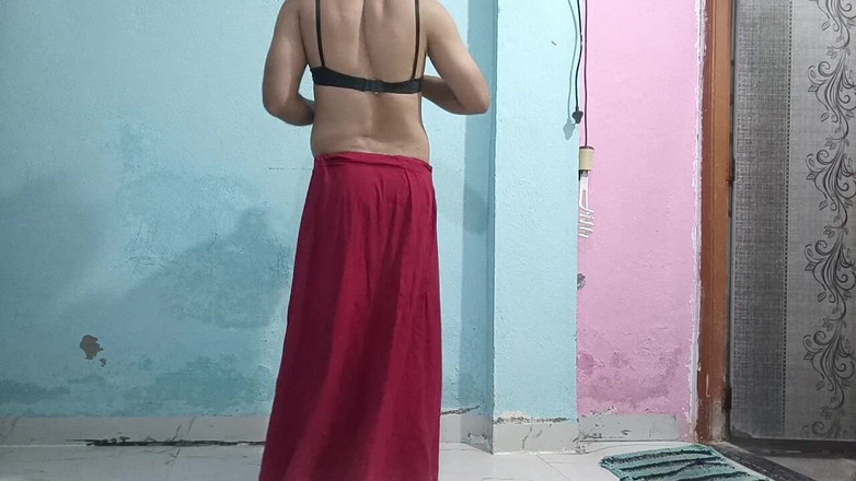 LovedSunsine1990: Amigos, as roupas da minha esposa estão começando a se...