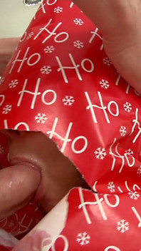 Gift-wrapped Remy Oral Party