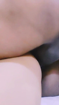 Mere Dost Ki Biwi Garam nóng bỏng