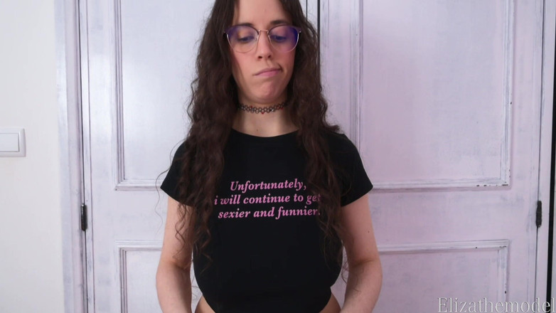 ElizaTheModel: Velký Sestra kouří tvého tyrana