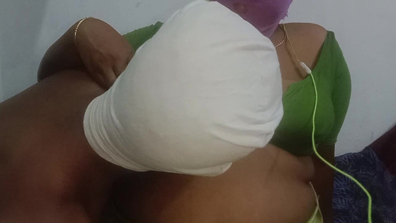 Santhi89: Tamil Hot Saree Housewife Hard Ass Fucking