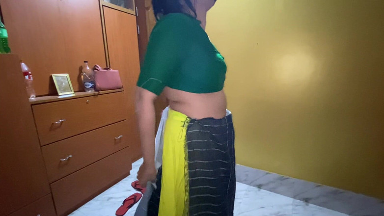 Tasnim Zara: Bengálská žena se připravuje na nakupování