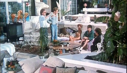 XTime Vod: Retro-schwanz mit dicken möpsen lutscht haarig-frechen ficken mit Milly sperma...