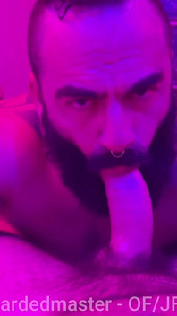 Maître barbu, gros morceau, baise poilue musclée