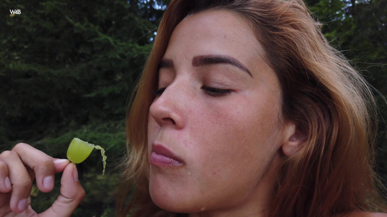 Watch4beauty: Histoire de la forêt avec Agatha Vega