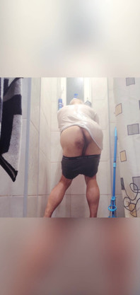 Beautiful Anal Cleaning in the Shower