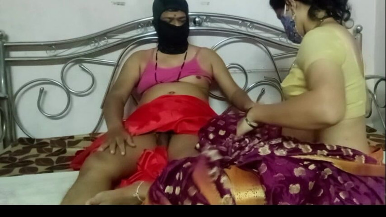 Rangeeli_Mangala: Bhabhi desi berseronok dengan Kinner