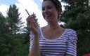 All Those Girlfriends: Керрі курить сигарету, перш ніж спокусити її кицьку