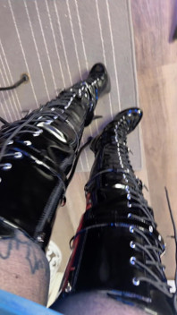 Who Loves Latex